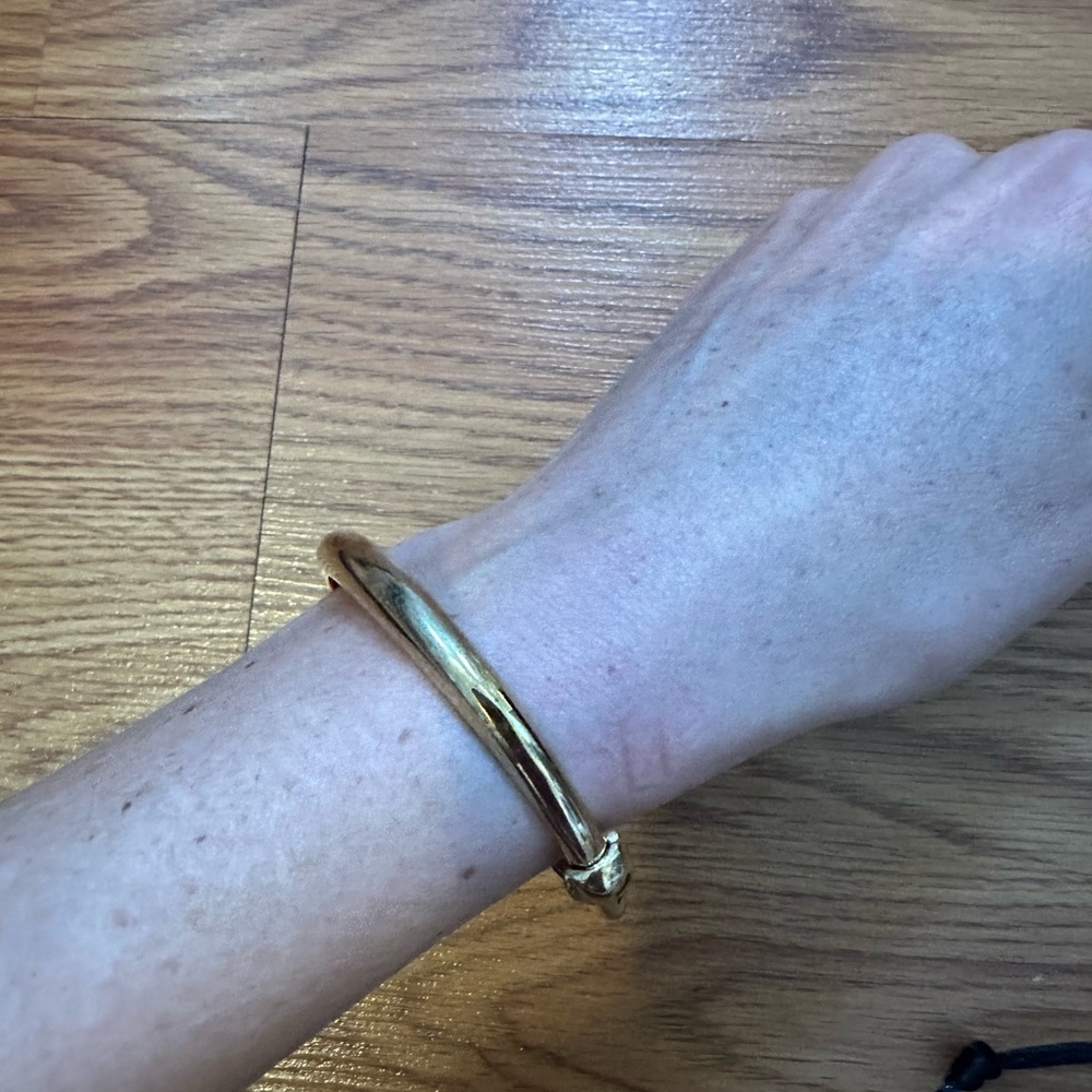 Mejuri gold vermeil dome bracelet